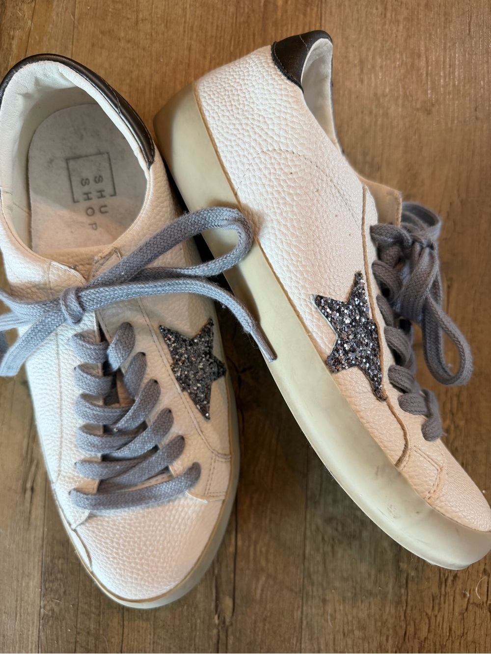 SHU SHOP Paula Sneakers